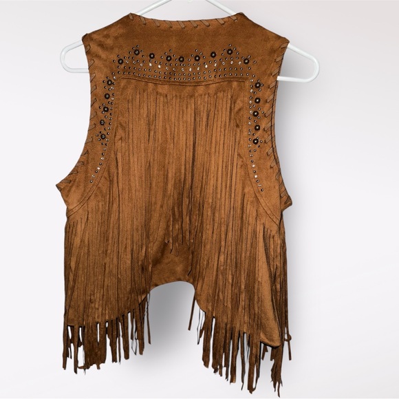 Miss Me Brown Faux Leather Fringe Vest Size Medium - Picture 4 of 5